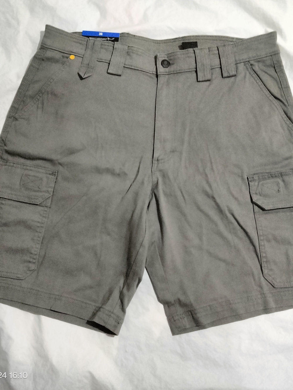 CAT Caterpillar Men's Cargo Shorts Gray Size 36 Workwear NWT